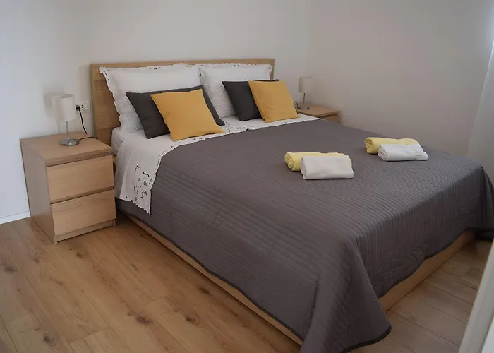 Apartments Eta